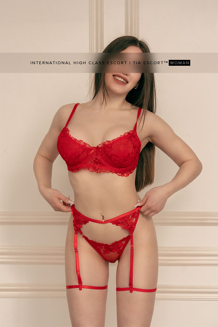 Junges bildschönes Escort Maedchen Hamburg - Emma 10