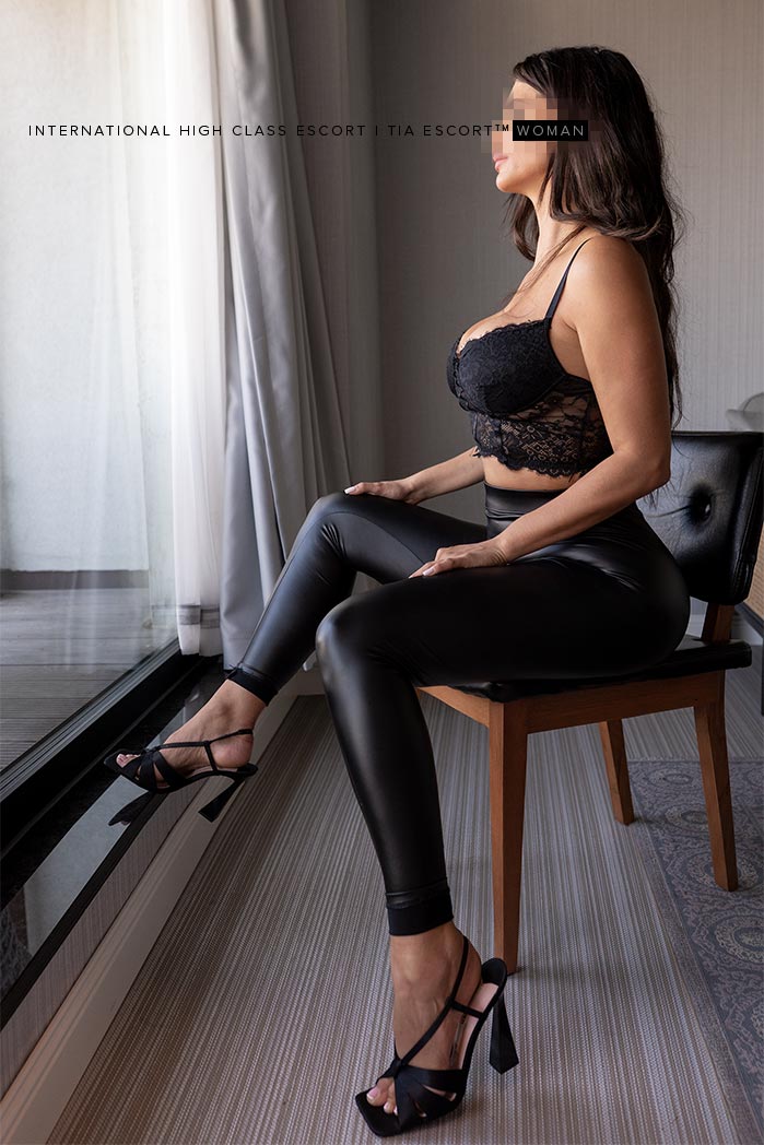 Neuzugang Escort Bonn - Pega